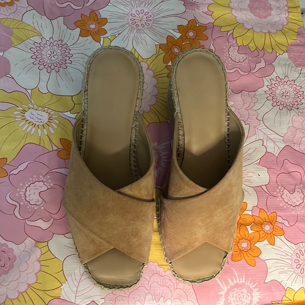 Vince leather/Suede slide wedge sandals. Size 8